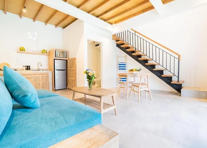 Hotel Loft Baan Sea Nok Uluwatu (Bali)