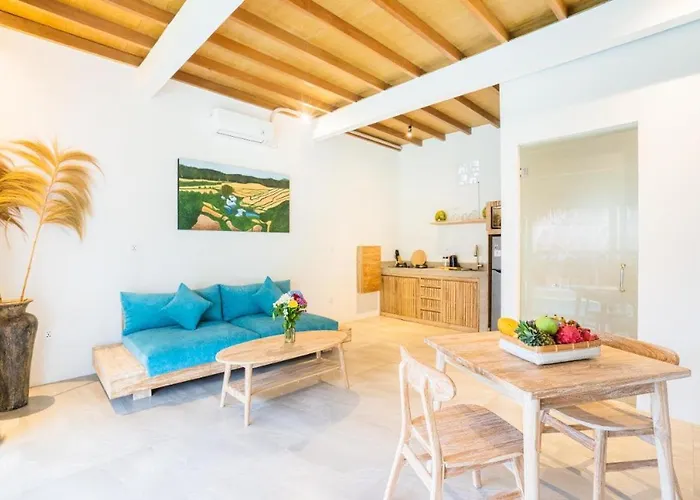 Loft Baan Sea Nok *