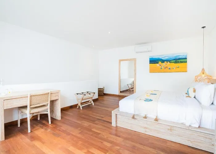 Hotel Loft Baan Sea Nok
